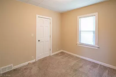 1042 Newton Street, Tallmadge, OH 44278 - Photo 14