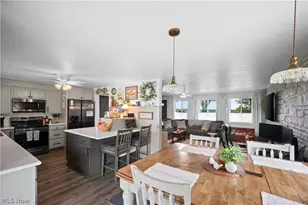 2506 Valley View Dr, Belpre, OH 45714 - Photo 10