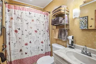 262 W 4th St, Frazeysburg, OH 43822 - Photo 24