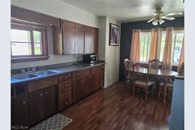 201 Ridgewood Drive, Amsterdam, OH 43903 - Photo 6