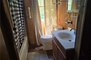 201 Ridgewood Dr, Amsterdam, OH 43903 - Photo 10