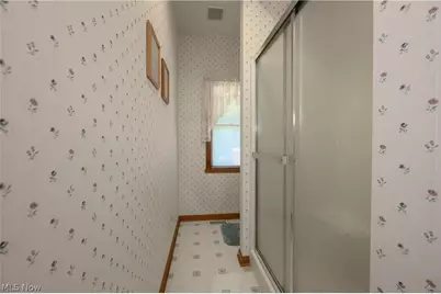 8745 Broadview Road, Grandview Heights, OH 44147 - Photo 18