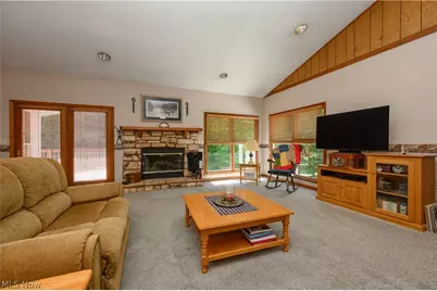 8745 Broadview Road, Grandview Heights, OH 44147 - Photo 4