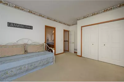 8745 Broadview Road, Grandview Heights, OH 44147 - Photo 16