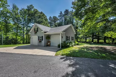 1176 Meadow Spur Drive, Akron, OH 44333 - Photo 4