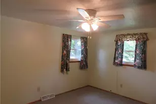 34042 Luanne Dr, North Ridgeville, OH 44039 - Photo 12