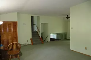 34042 Luanne Dr, North Ridgeville, OH 44039 - Photo 6