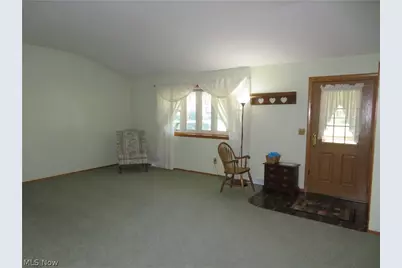 34042 Luanne Drive, North Ridgeville, OH 44039 - Photo 4