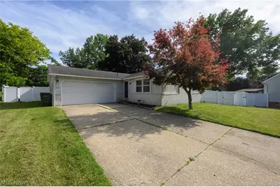 1310 Nottingham Square NE, Bolivar, OH 44612 - Photo 1