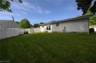 1310 Nottingham Square NE, Bolivar, OH 44612 - Photo 4
