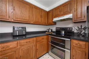 1310 Nottingham Square NE, Bolivar, OH 44612 - Photo 18