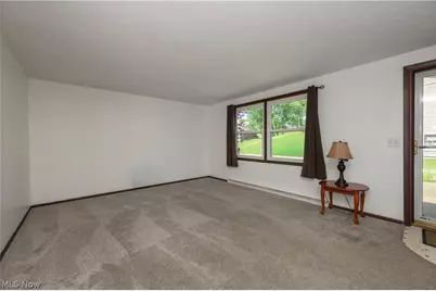 1310 Nottingham Square NE, Bolivar, OH 44612 - Photo 14
