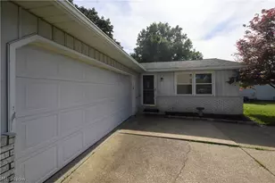 1310 Nottingham Square NE, Bolivar, OH 44612 - Photo 12