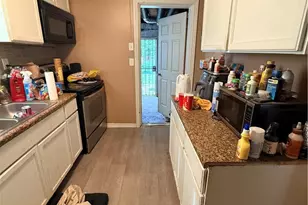 136 Sheriff St, Elyria, OH 44035 - Photo 8