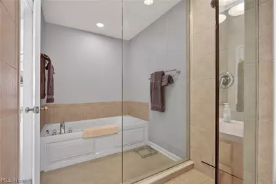 361 Freshwater Drive, Lorain, OH 44052 - Photo 24