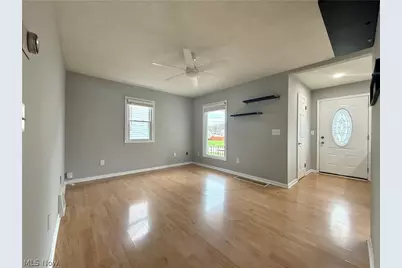 4515 Pershing Avenue, Parma, OH 44134 - Photo 2