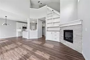 9470 Aquila Ct, Grandview Heights, OH 44147 - Photo 6