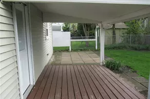 173 Forest Blvd, Avon Lake, OH 44012 - Photo 4