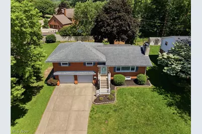 3610 Darien Avenue NW, Canton, OH 44718 - Photo 1