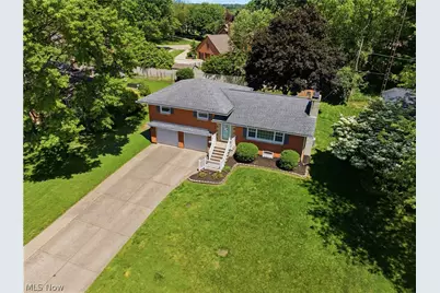 3610 Darien Avenue NW, Canton, OH 44718 - Photo 2