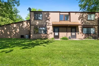 9588 Fernwood Drive, Olmsted Falls, OH 44138 - Photo 2