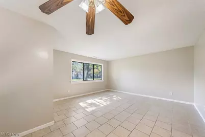 9588 Fernwood Drive, Olmsted Falls, OH 44138 - Photo 6