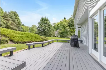 7937 Pinehurst Drive, Kirtland, OH 44094 - Photo 34