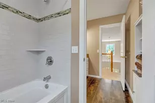 7937 Pinehurst Dr, Kirtland, OH 44094 - Photo 22