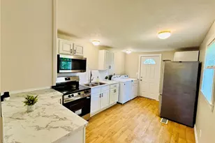 833 Main St, Conneaut, OH 44030 - Photo 8