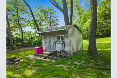 5265 Eastlake Street NW, North Canton, OH 44720 - Photo 40