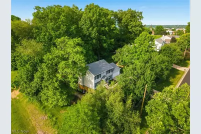 5265 Eastlake Street NW, North Canton, OH 44720 - Photo 4