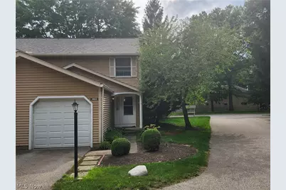 3863 Lake Run Boulevard, Stow, OH 44224 - Photo 1