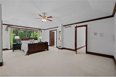 298 Village Drive, Grandview Heights, OH 44147 - Photo 32
