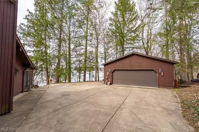 9707 Lakewood Drive NE, Mineral City, OH 44656 - Photo 32