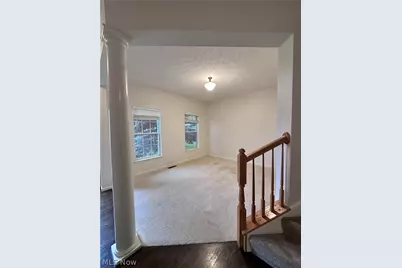 887 Willow Creek Drive, Fairlawn, OH 44333 - Photo 2