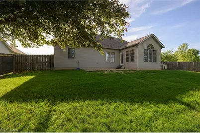 1436 Glenbrook Avenue, Louisville, OH 44641 - Photo 8