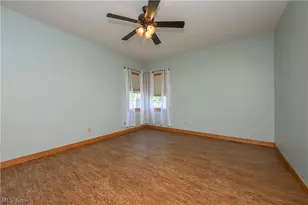 1436 Glenbrook Ave, Louisville, OH 44641 - Photo 18