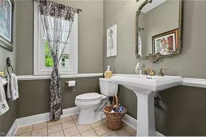 6165 Loch Lomond Court, Solon, OH 44139 - Photo 8