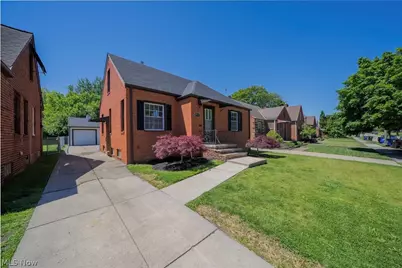 14531 Orchard Park Avenue, Loveland, OH 44111 - Photo 2