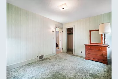 2077 Wyandotte Avenue, Oakwood, OH 44107 - Photo 22