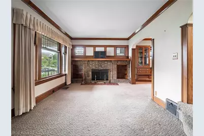 2077 Wyandotte Avenue, Oakwood, OH 44107 - Photo 6