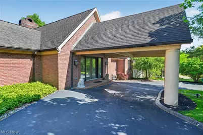 6145 Pebble Beach Court, Canfield, OH 44406 - Photo 2