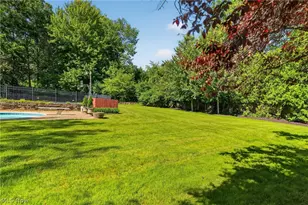 6145 Pebble Beach Ct, Canfield, OH 44406 - Photo 10