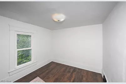 940 W Hopocan Avenue, Barberton, OH 44203 - Photo 22