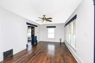 940 W Hopocan Ave, Barberton, OH 44203 - Photo 4