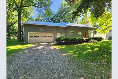721 Frank Boulevard, Akron, OH 44320 - Photo 1