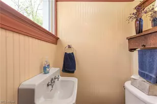 1071 Abbieshire Ave, Oakwood, OH 44107 - Photo 12