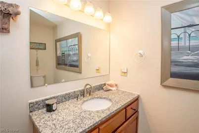 1204 Stone Crossing Street NE, Canton, OH 44721 - Photo 30