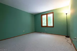 7360 Ledgewood Dr, Kirtland, OH 44094 - Photo 30