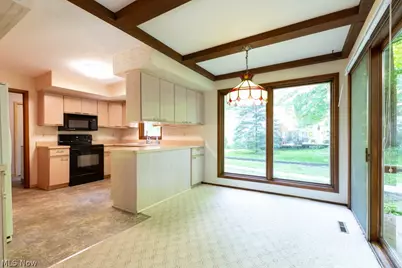 7360 Ledgewood Drive, Kirtland, OH 44094 - Photo 14